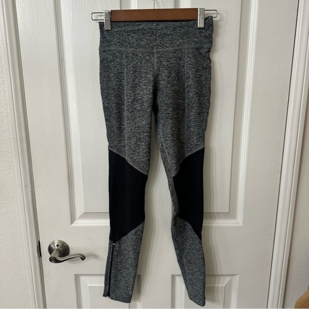 BEYOND YOGA Midi Space Dye Colorblock Black Zip Ankle Leggings, XS - Picture 1 of 5